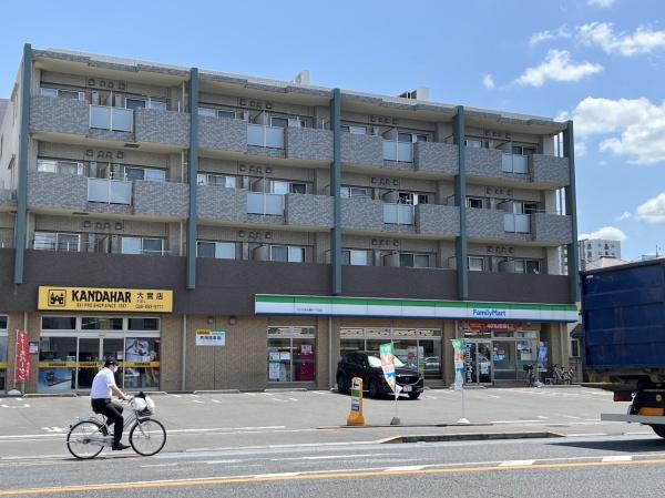 コンビニ　ファミリーマート（コンビニ）まで76m