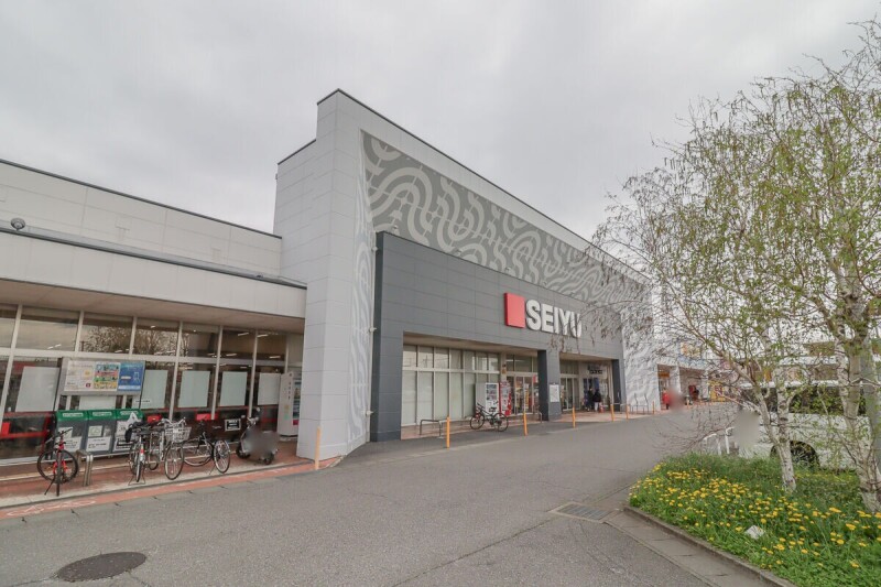 スーパー　西友伊勢崎茂呂店（スーパー）まで815m