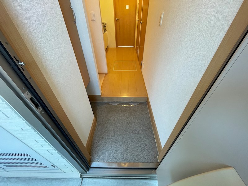 玄関　参考写真。