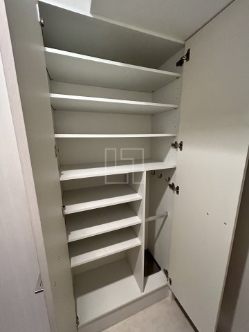 収納　エスリード心斎橋LUXUE（エスリード心斎橋ラグジェ）　下駄