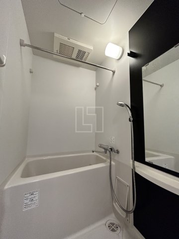 バス・シャワールーム　エスリード心斎橋LUXUE（エスリード心斎橋ラグジェ）　バス