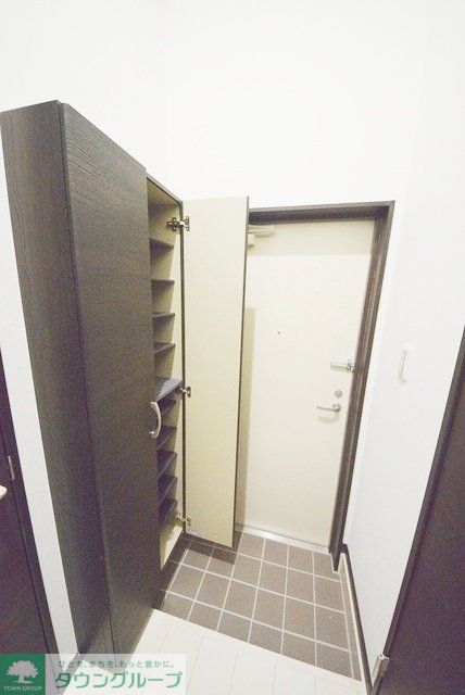 玄関　お問合せはタウンハウジングまで！※現地待合わせ相談可能