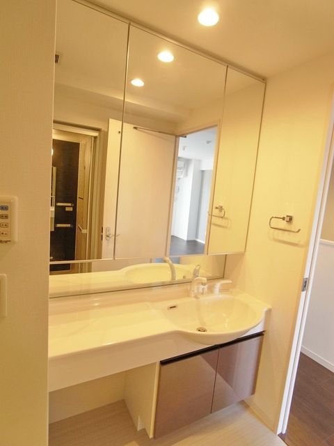 洗面設備　☆オシャレな洗面台☆