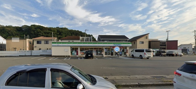 コンビニ　ファミリーマート　姫路勝原店（コンビニ）まで700m