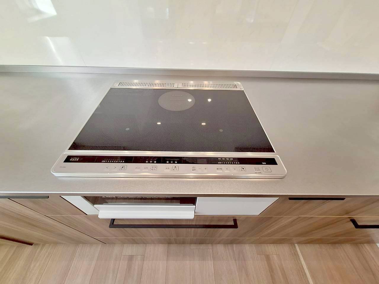 キッチン　お手入れ楽々のＩＨキッチン