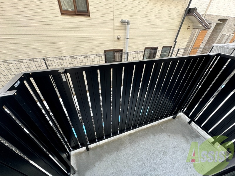 バルコニー　バルコニーが付いているので晴れた日は洗濯物が沢山干せますね。