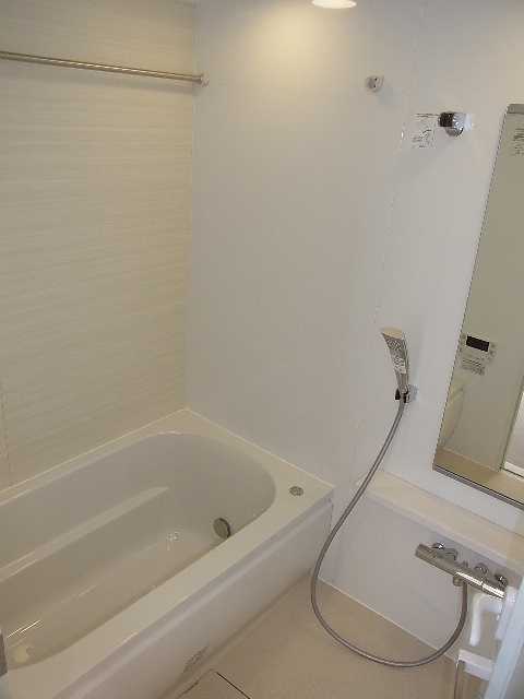 バス・シャワールーム　別部屋画像参照