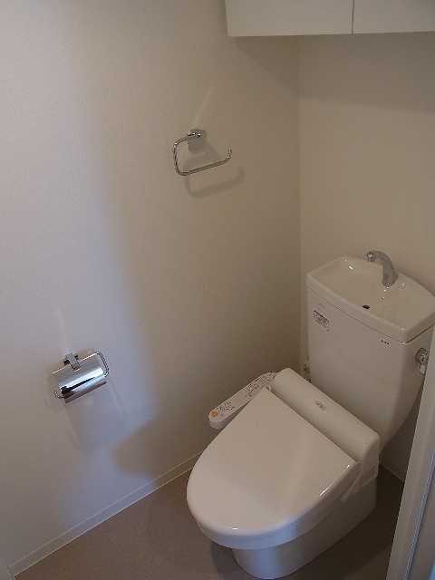 トイレ　別部屋画像参照