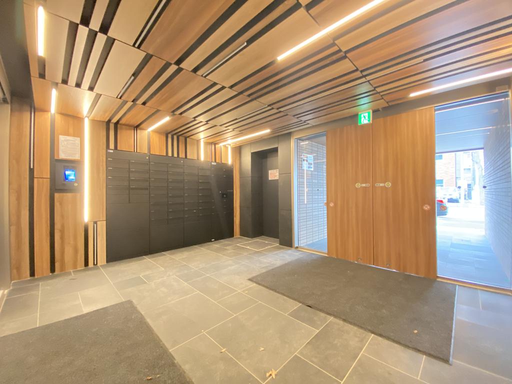 エントランス　オートロック＆宅配ボックス付き♪