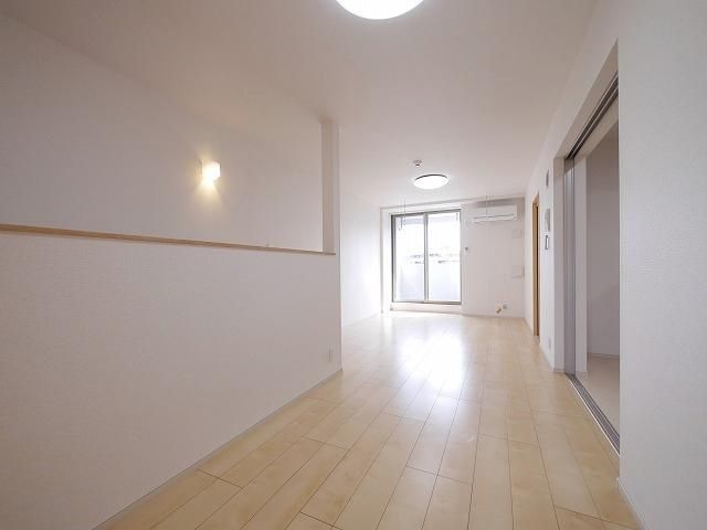 居室・リビング　★奥行きのある空間★