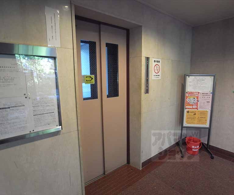 その他　エレベーター