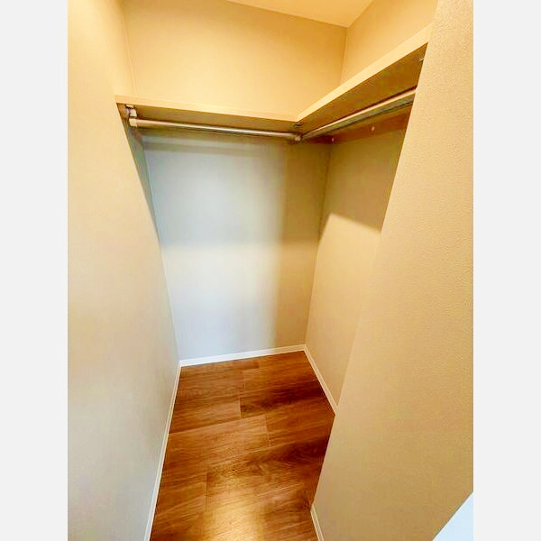 収納　衣類の収納に便利なクローゼットです♪