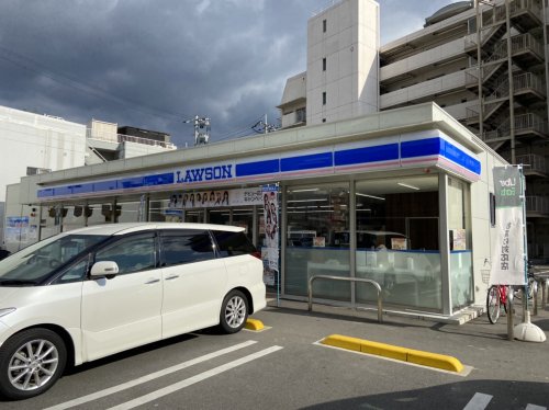 コンビニ　ローソン 広島祇園一丁目店（コンビニ）まで82m