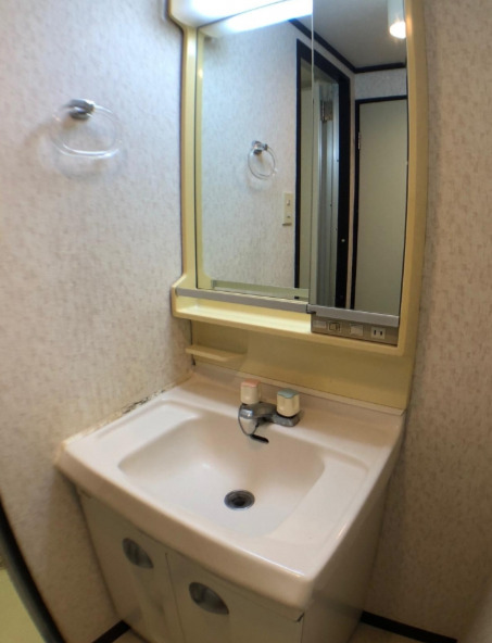 洗面設備　同一仕様