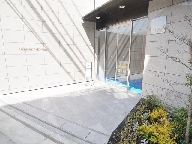 エントランス　部屋探しは株式会社　タウンハウジング　までお気軽にお問合せ…