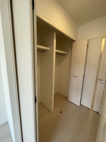 収納　同物件別部屋写真