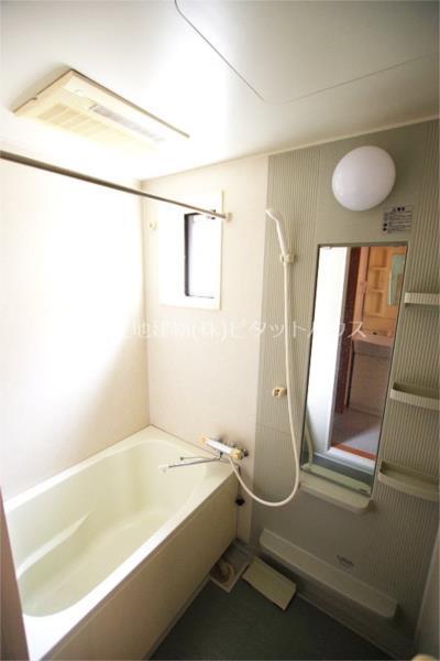 バス・シャワールーム　風呂