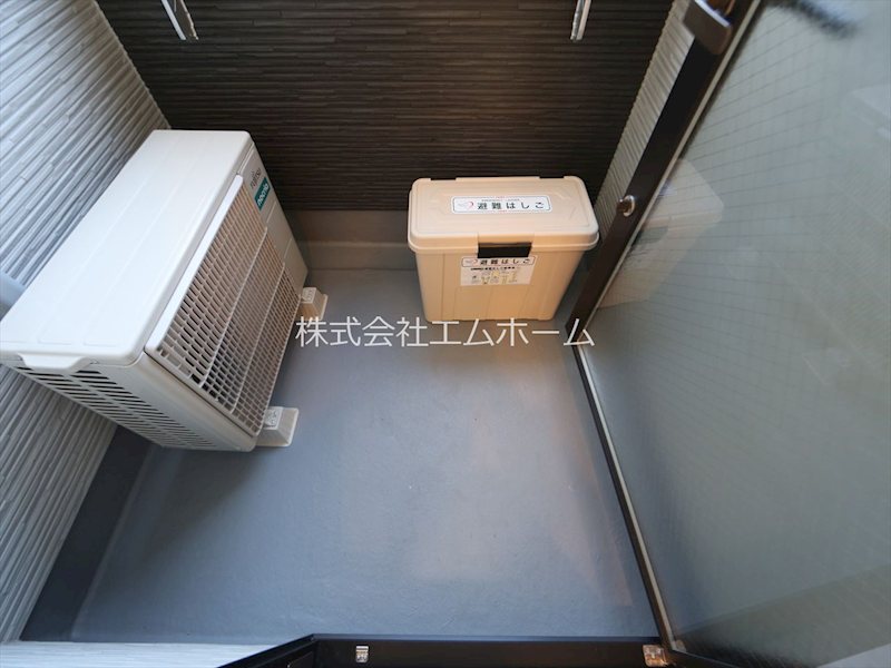 バルコニー　バルコニー