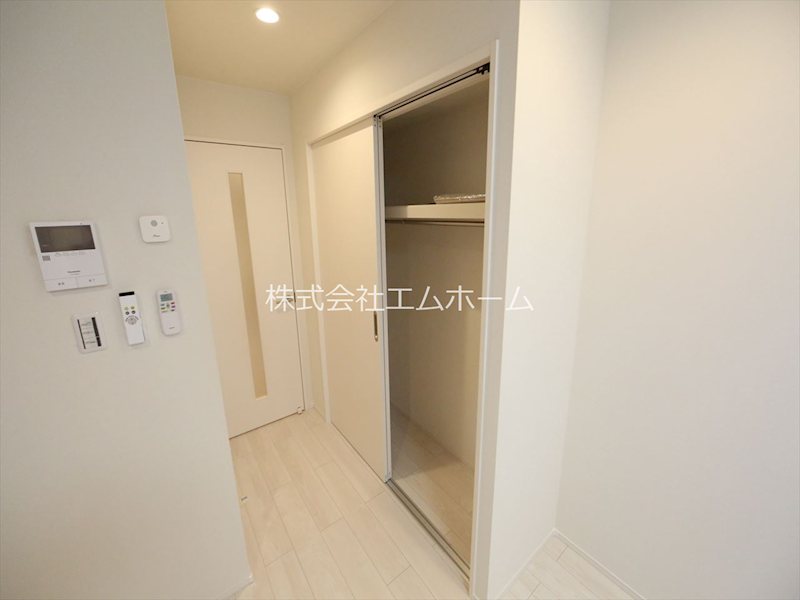 収納　クローゼット付