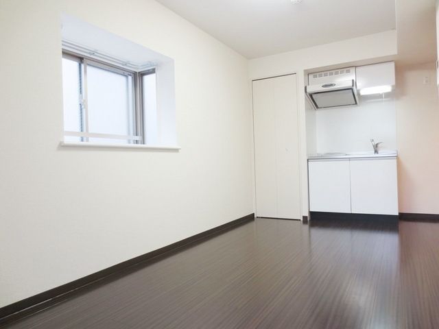 居室・リビング　★きれいな洋室★