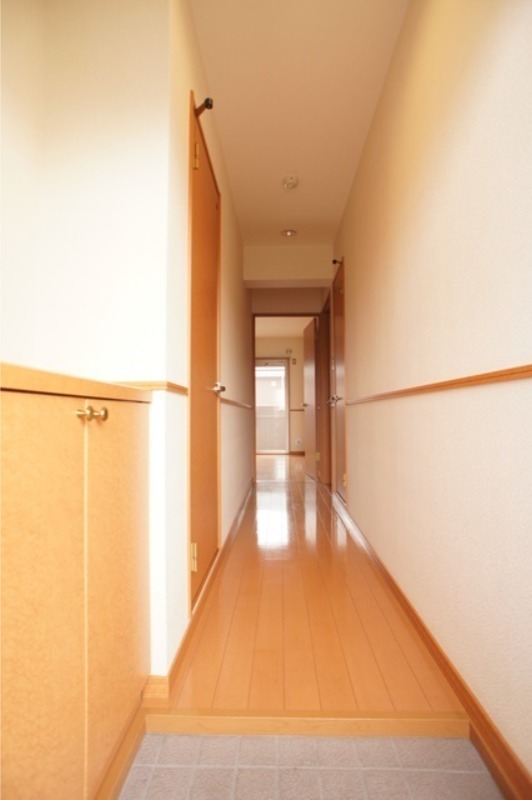 玄関　図面と現状に相違がある場合には現状を優先