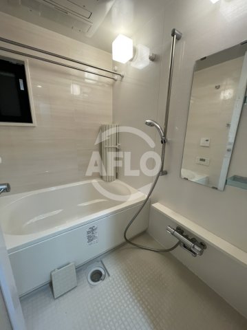 バス・シャワールーム　リビオレゾン梅田カサーレ　浴室