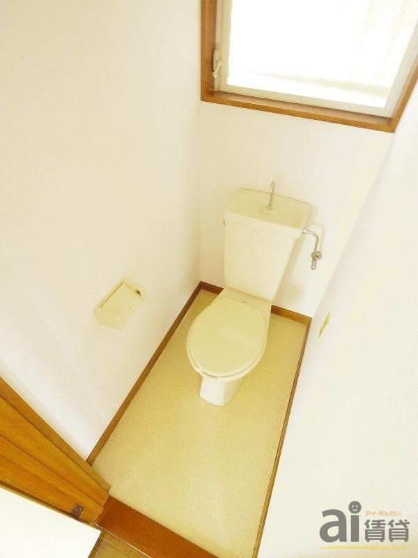 トイレ　※同仕様写真です