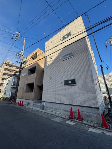 建物外観　2/5の写真です。