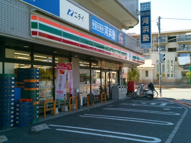 コンビニ　セブンイレブン安芸府中桃山一丁目店（コンビニ）まで174m