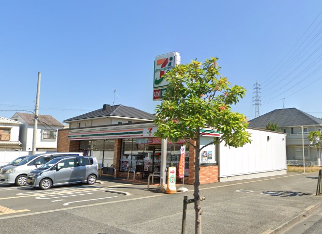 コンビニ　セブン-イレブン 西今宿３丁目（コンビニ）まで630m