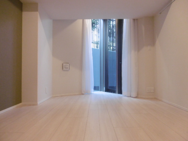 居室・リビング　内観