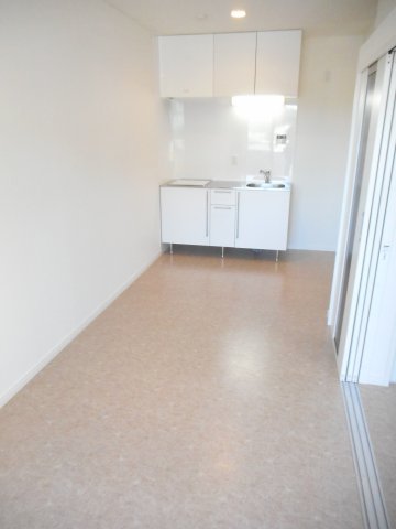 居室・リビング　こちらの居間で趣味の時間をお楽しみください