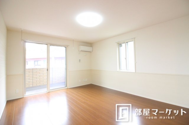 居室・リビング　同型タイプ