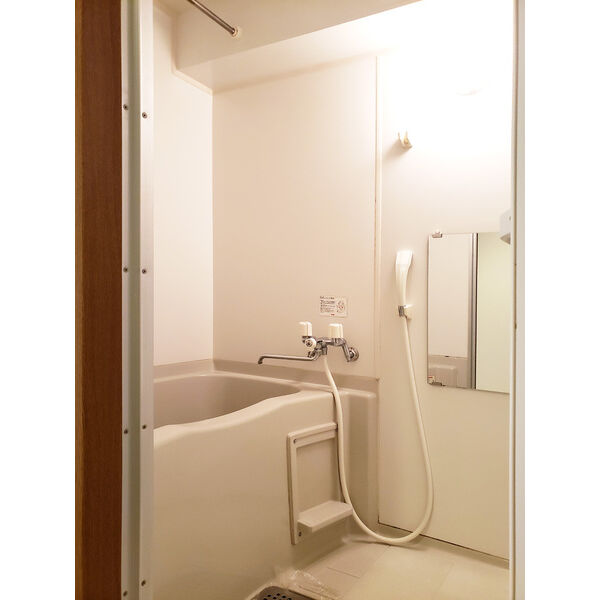 バス・シャワールーム　浴室