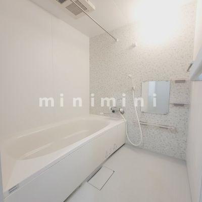 バス・シャワールーム　※写真は別号室のものですので現状優先とさせていただきます