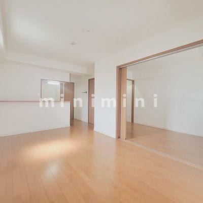 居室・リビング　※写真は別号室のものですので現状優先させていただきます。