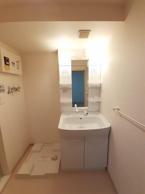 洗面設備　洗面室