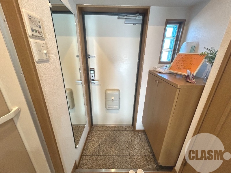 玄関　シューズボックスあり♪