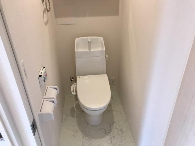 トイレ　シャワー付トイレ