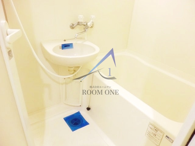 バス・シャワールーム　お風呂です。