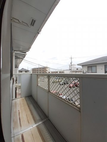 バルコニー　広々としたバルコニーです