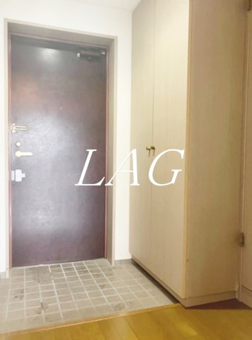 玄関　玄関です。