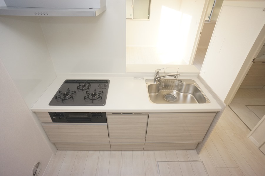 スーパー　ユーコープ西鎌倉店（スーパー）まで666m