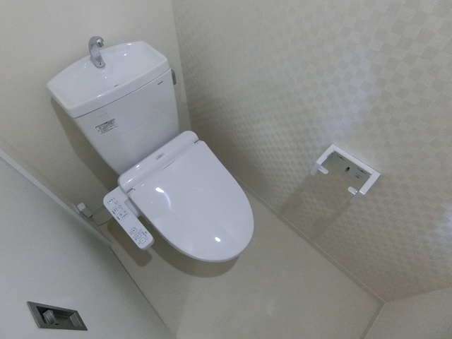 トイレ　ウォシュレットも標準装備
