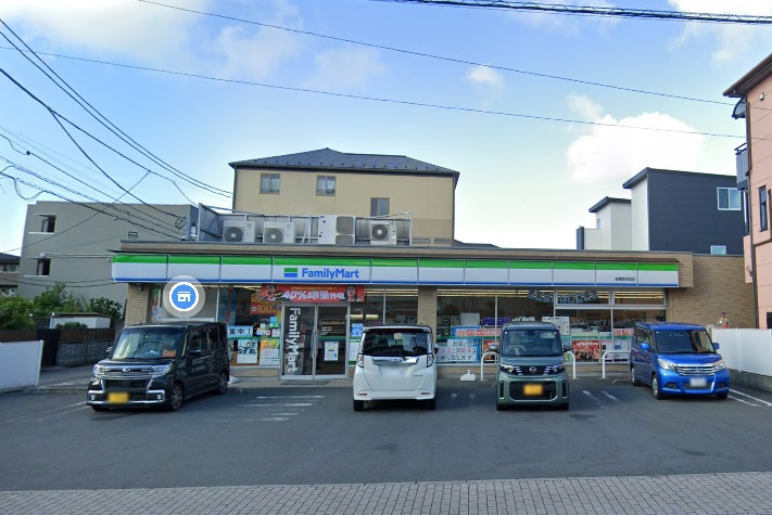コンビニ　ファミリーマート 船橋南本町店（コンビニ）まで533m