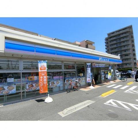 コンビニ　ローソン　徒歩6分（コンビニ）まで478m