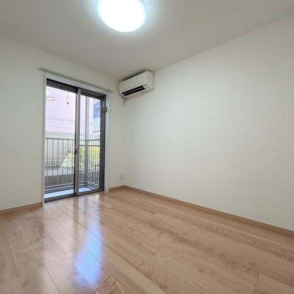 居室・リビング　物件画像