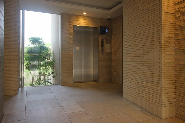 玄関　※別部屋写真