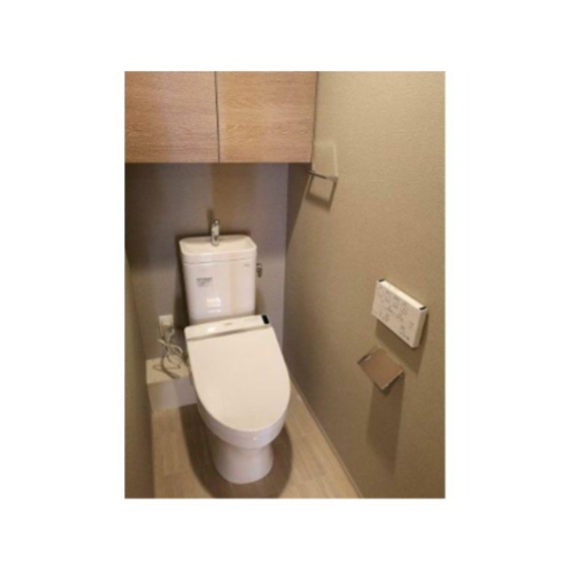トイレ　※同仕様写真含む