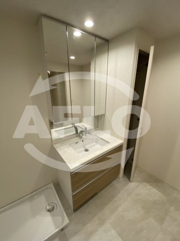 洗面設備　プレジオ鑓屋町　独立洗面台